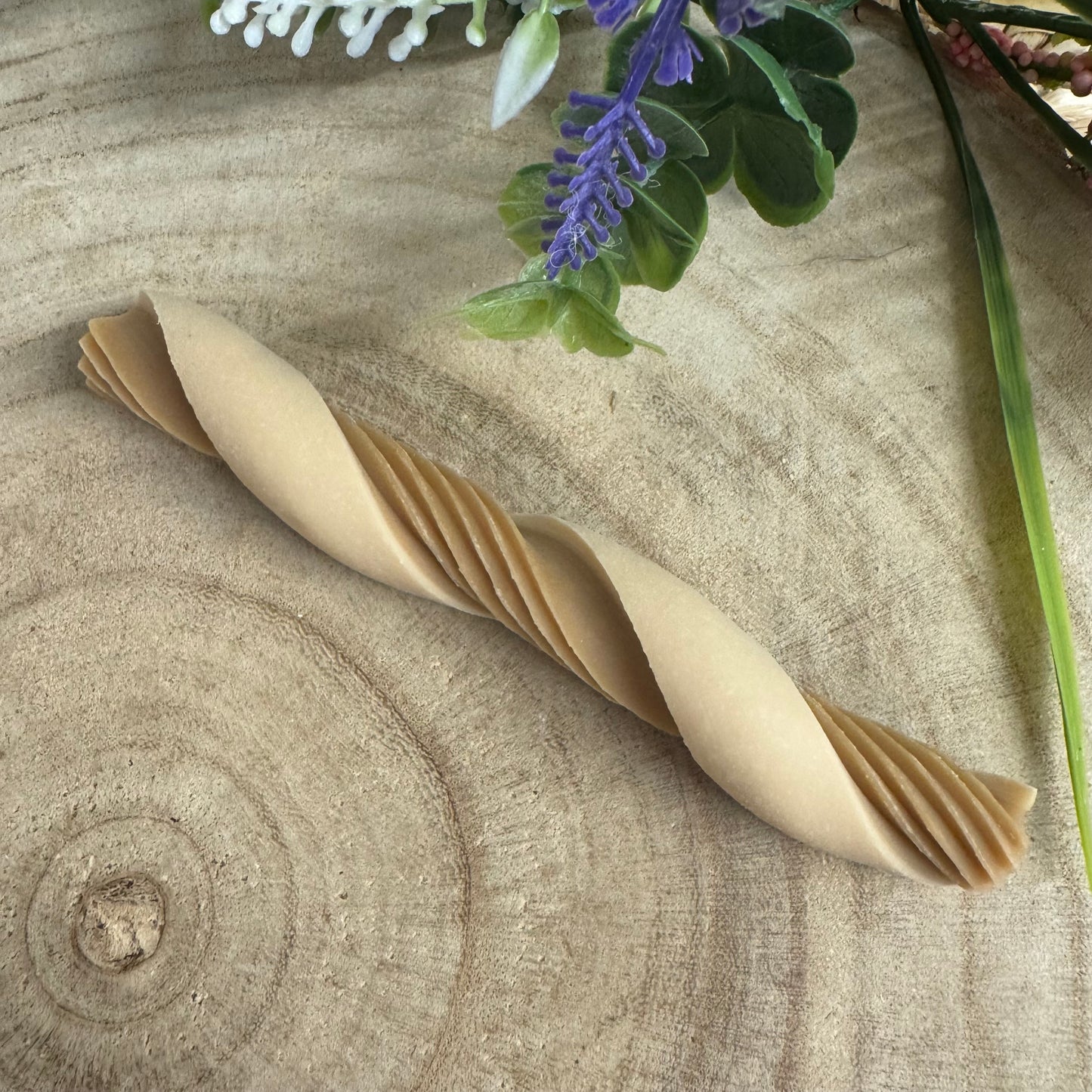 Skin & Coat Vegan Twisted Sticks