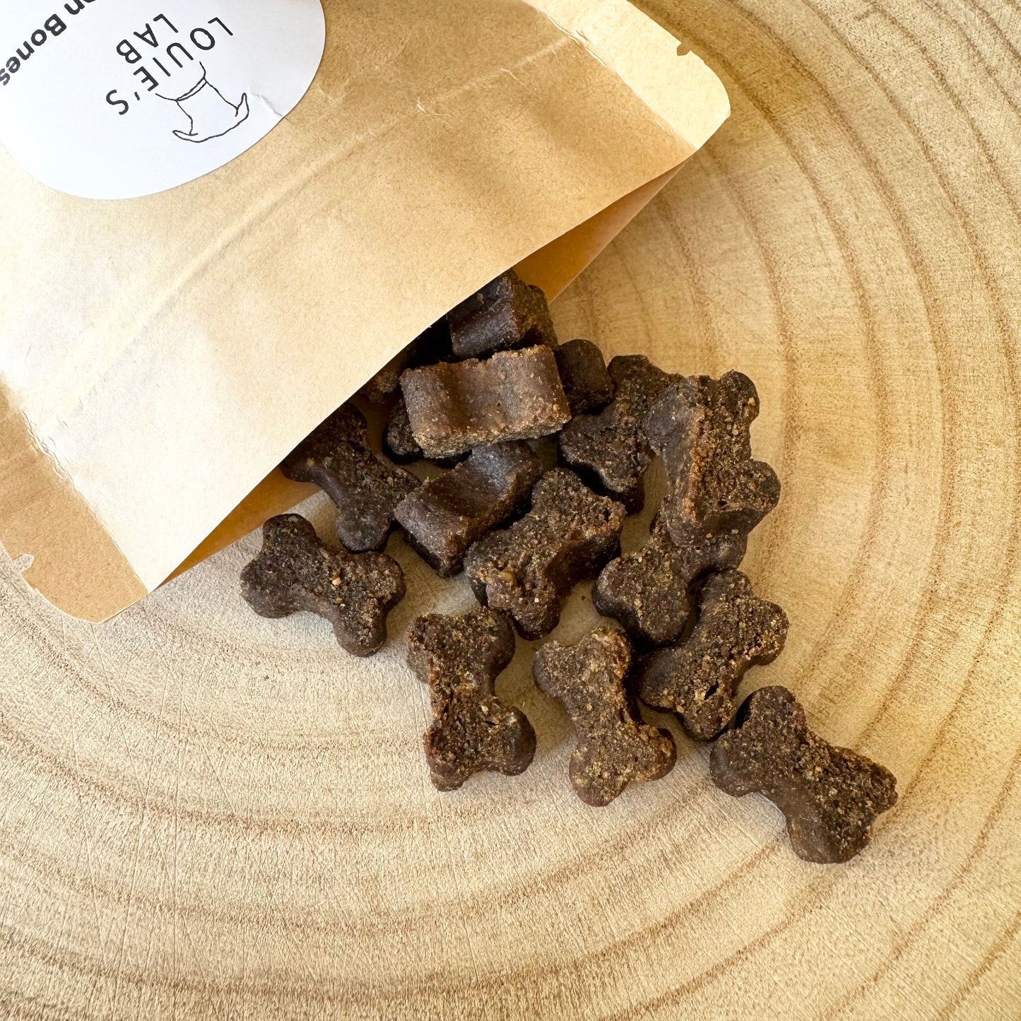 Soft Salmon Bones 100g