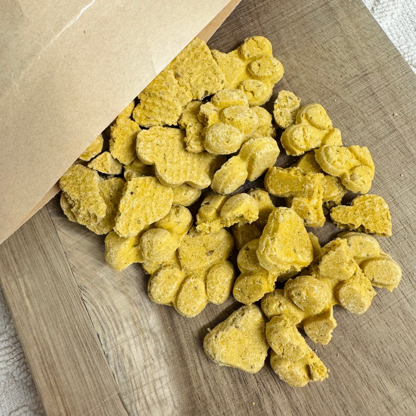 Cheddar Paw Crumbs 100g