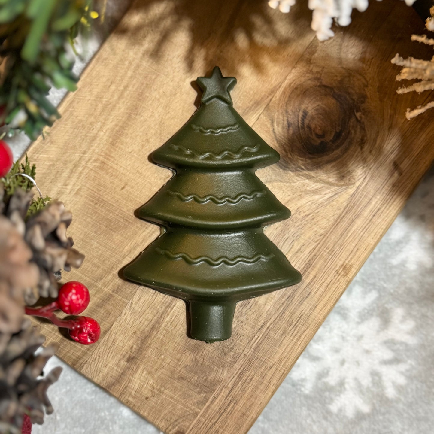 Winter Wonder Christmas Tree | Chicken & Vegetable Dental Chew