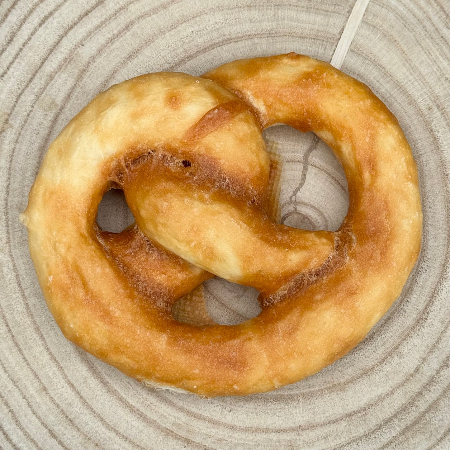 Chicken Coated Collagen Pretzel