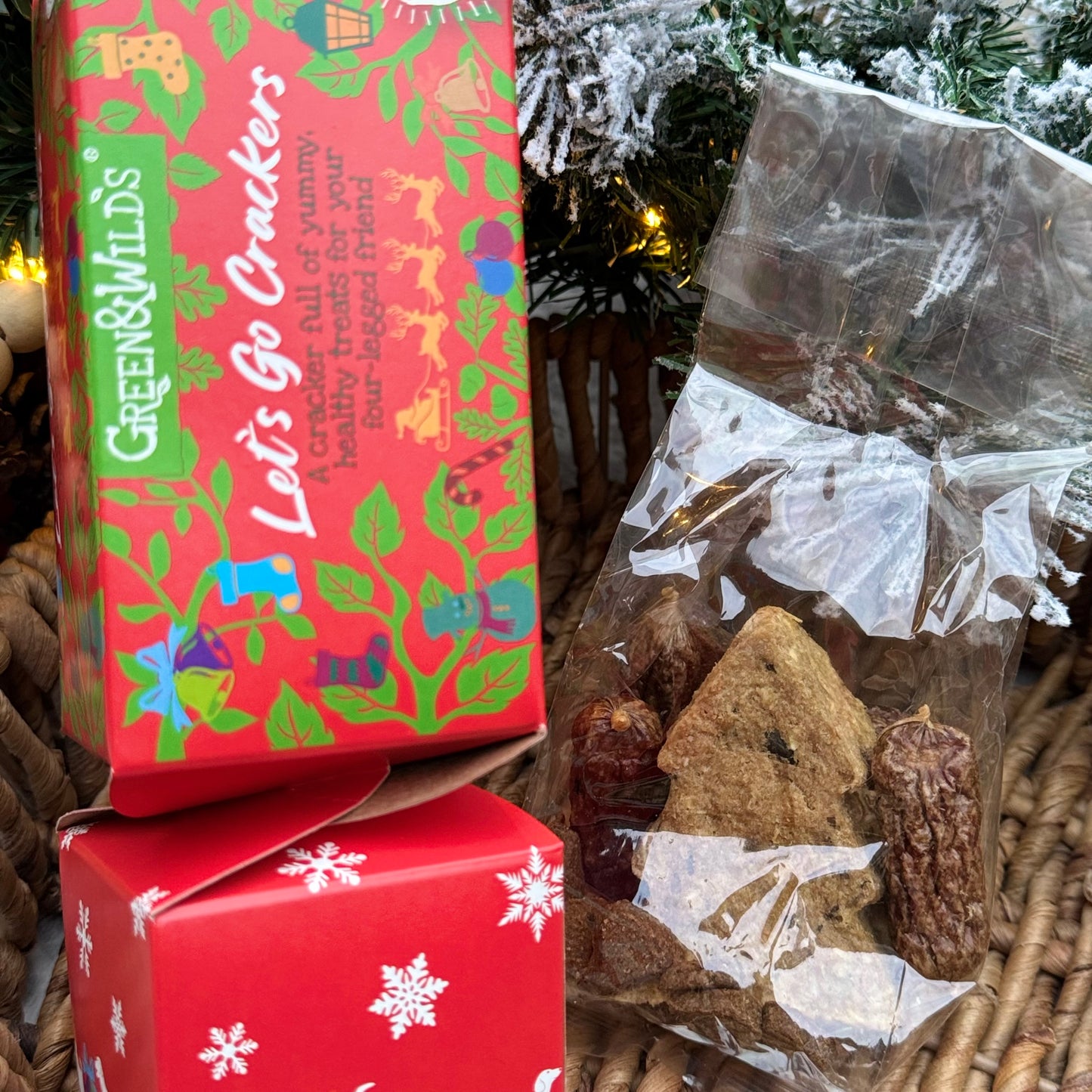 Green & Wilds | Christmas Cracker for Dogs