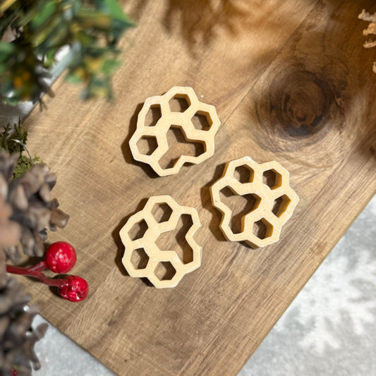 Dental Polar Bear Paws | Chicken, Peanut Butter & Goats Milk