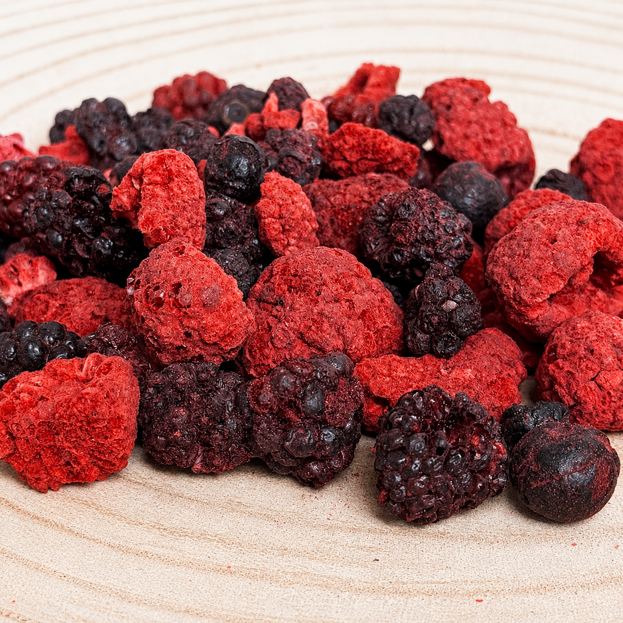 Freeze Dried Whole Berry Medley 25g