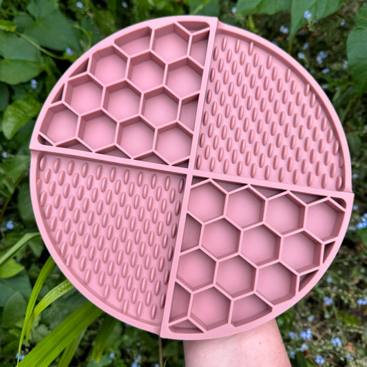 Honeycomb Slow Feeder | Dusty Pink