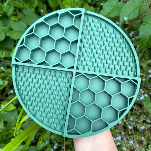 Honeycomb Slow Feeder | Forest