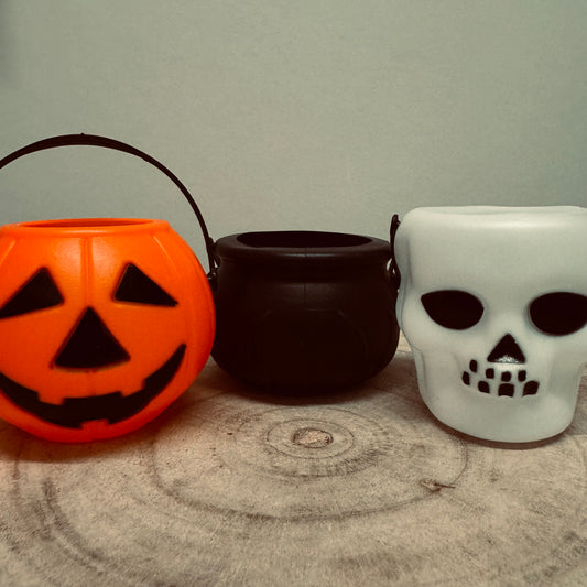 No Tricks Just Treats Mini Mystery Buckets | 100g